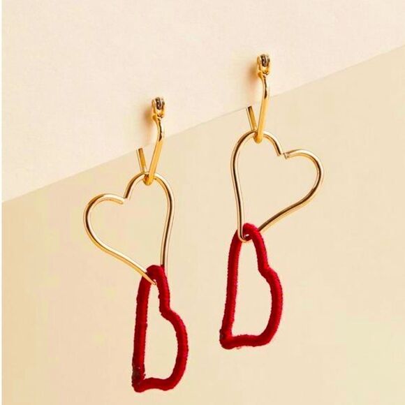TORRID HEART THREADED LINEAR EARRING - Picture 1 of 2